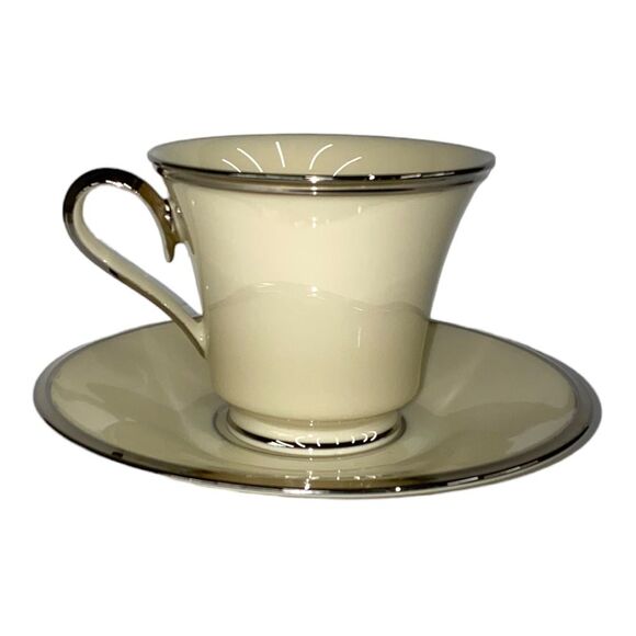 Set of Two Lenox Solitaire Teacup and Saucer in Ivory with Platinum Silver Rim - Picture 11 of 11